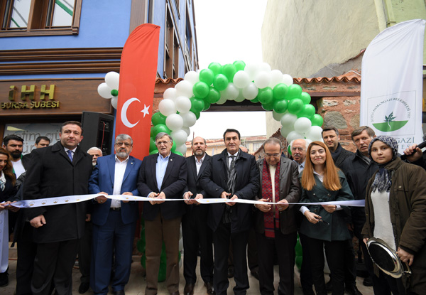 Bursa-Tarihi-Kayhan-Carşısı-nda-Restorasyon-1.jpg
